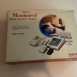 RadioShack Wireless Monitored Home Security System In Box